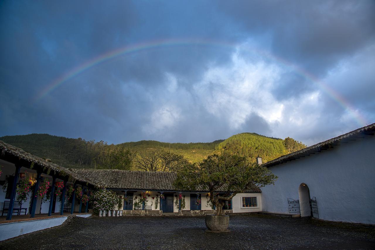 Готель Hacienda Zuleta Екстер'єр фото